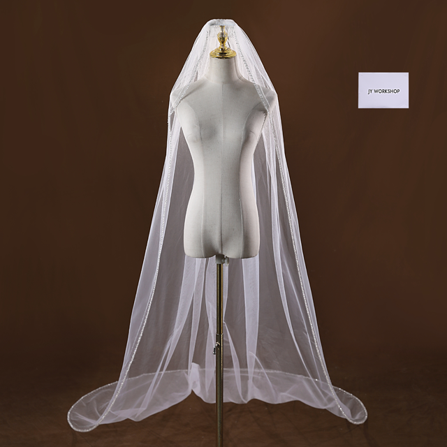 French lace embellished with Beads，Rhinestones，Crystals，Pearls & Sequins Single Layer Bridal Wedding Fingertip Veil named V3089